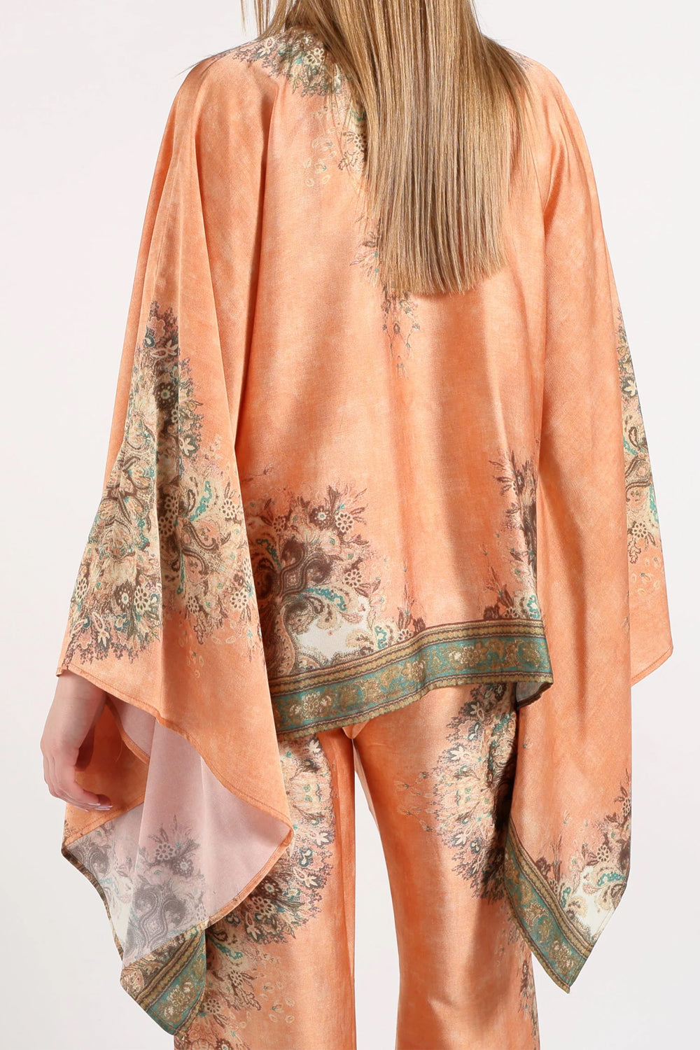 Camicia Donna Amosa Modello Poncho a Fantasia A26SSCA28 /U.V. Amosa
