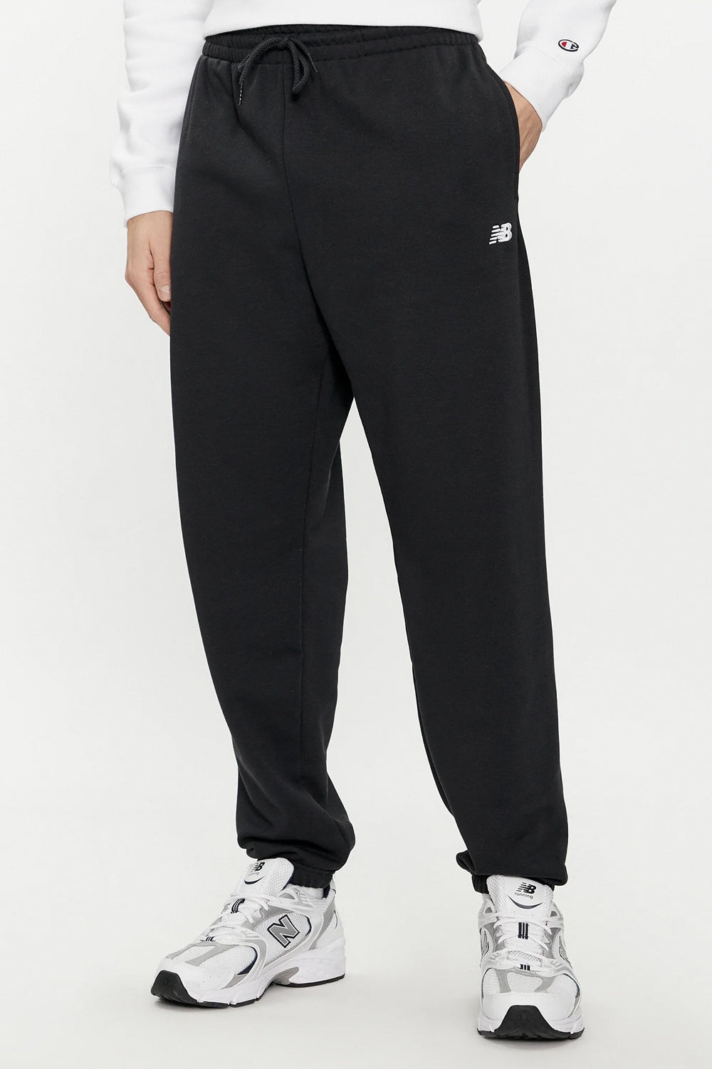 New Balance Pantaloni da tuta Essentials Relaxed Fit MP41519 BK New Balance