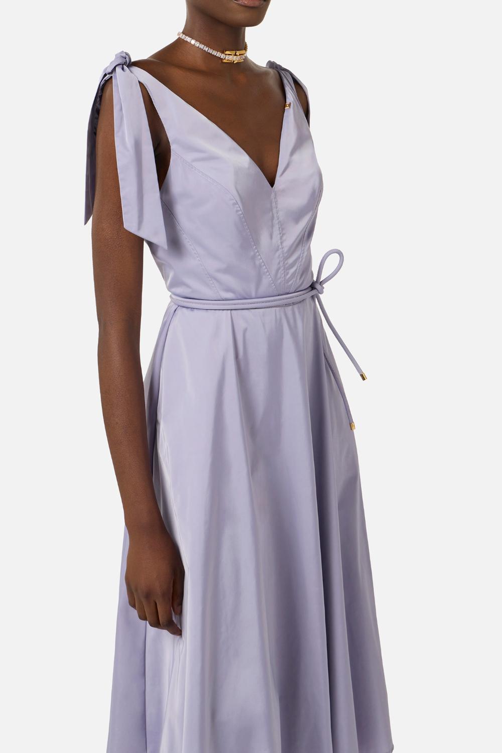 Abito Midi Elisabetta Franchi in Tessuto Vela con Gonna a Ruota e Dettaglio Logo AB903 61E2EV7 Elisabetta Franchi