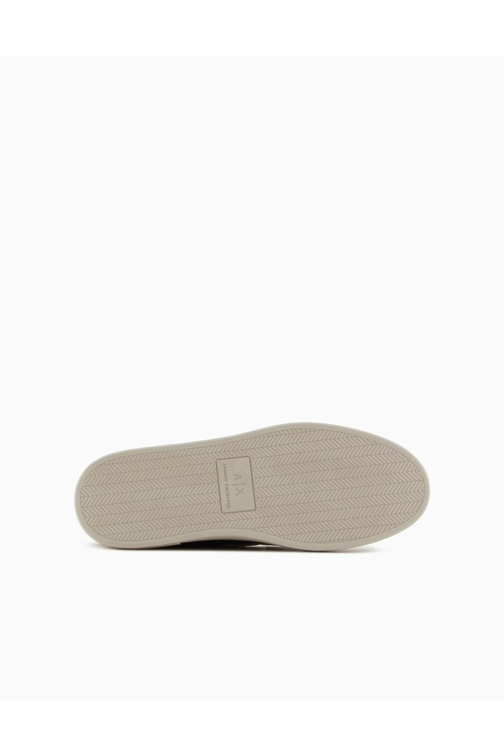 XUY011 XV868U644 Armani Exchange