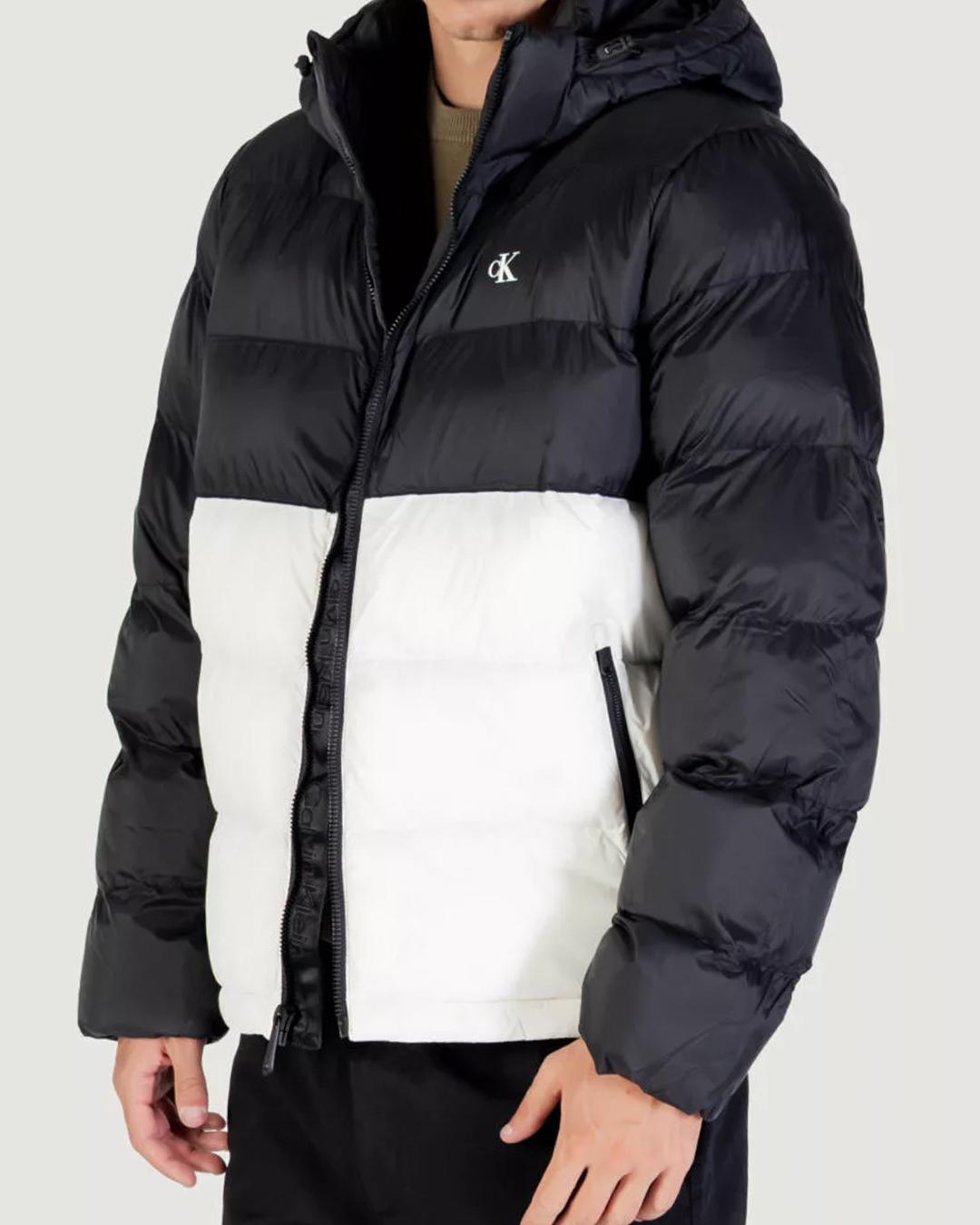 Piumino imbottito con cappuccio<BR/> LV04RD527G YAS Calvin Klein