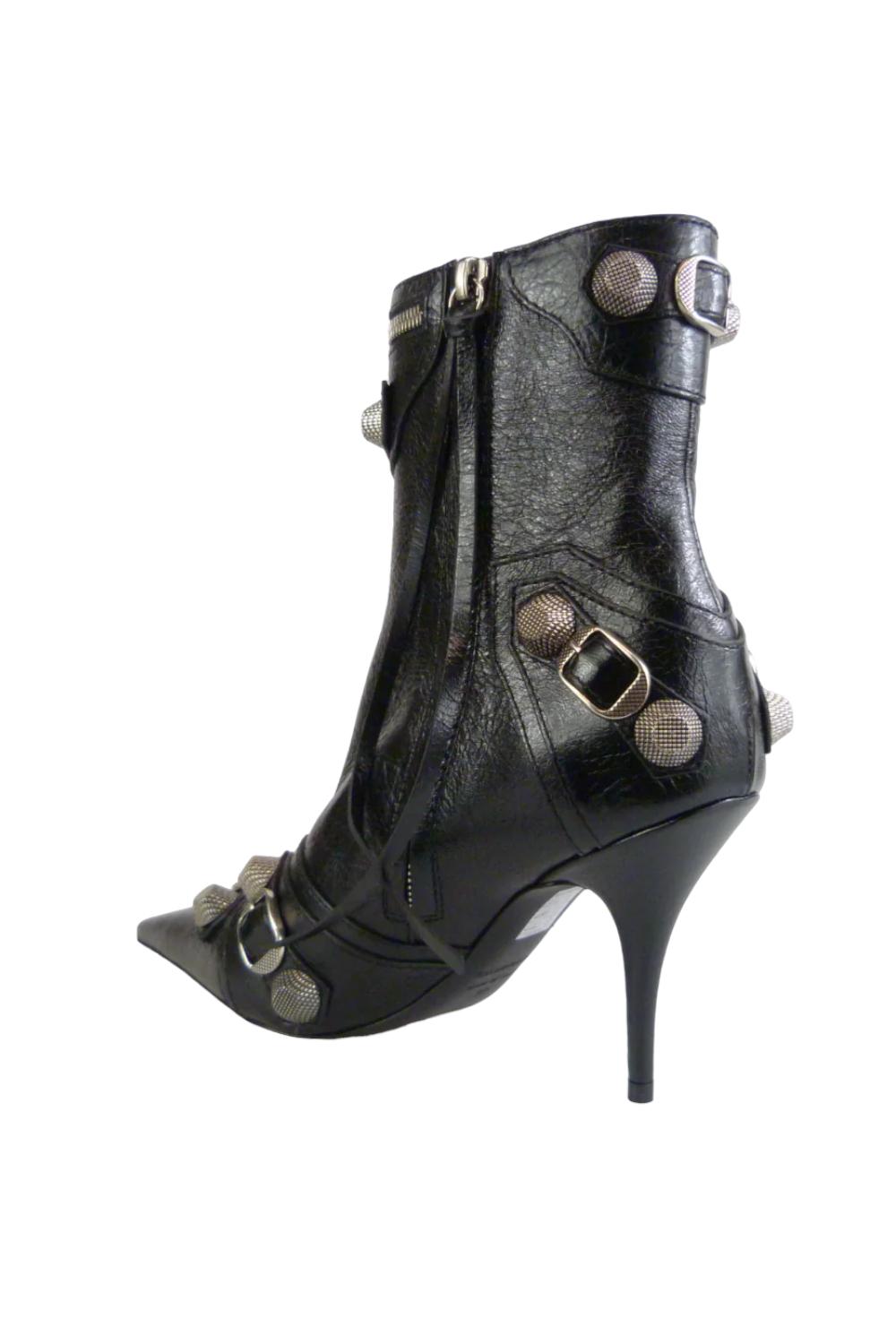 Stivali Balenciaga Cagole in Pelle Nera Effetto Stropicciato con Borchie 694379WAD4E1 081 Balenciaga