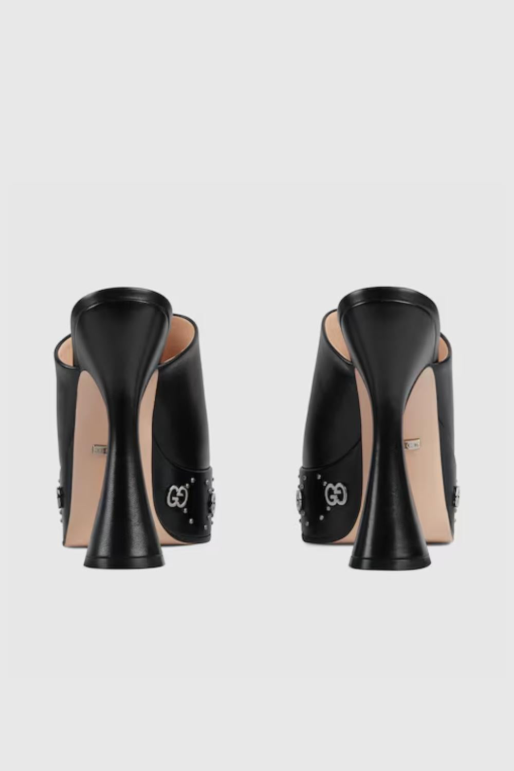 Sandali Gucci Platform in Pelle Nera Tacco a Rocchetto 115 mm con Borchie GG 74042 6C9D001000 Gucci