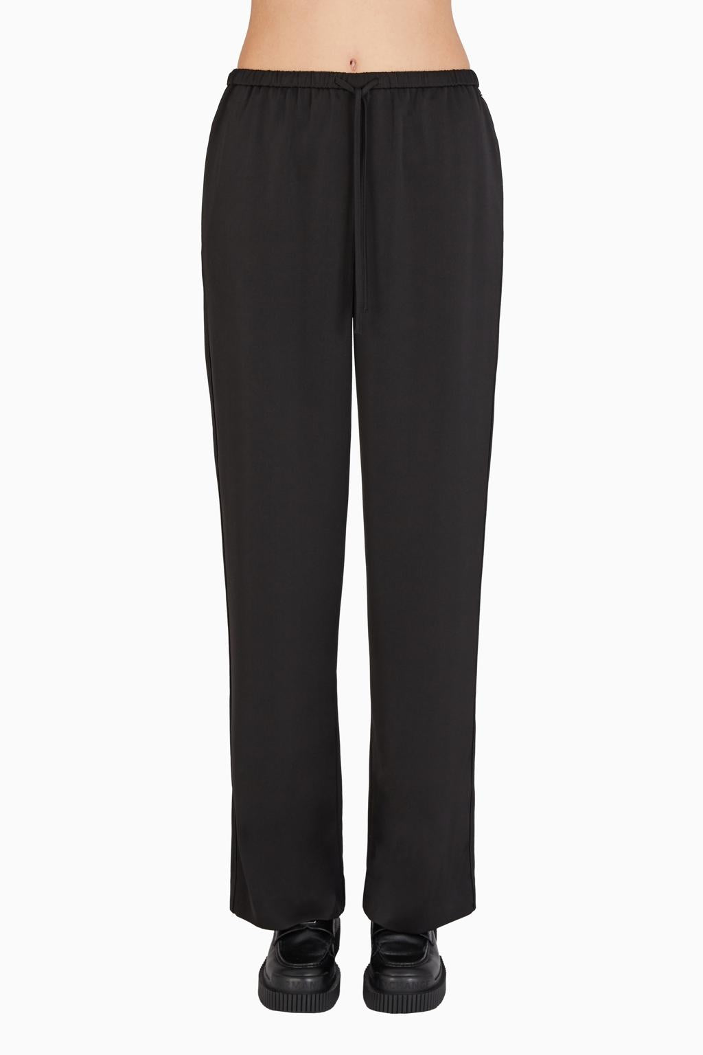 XW000143 AF10840UC001 Armani Exchange
