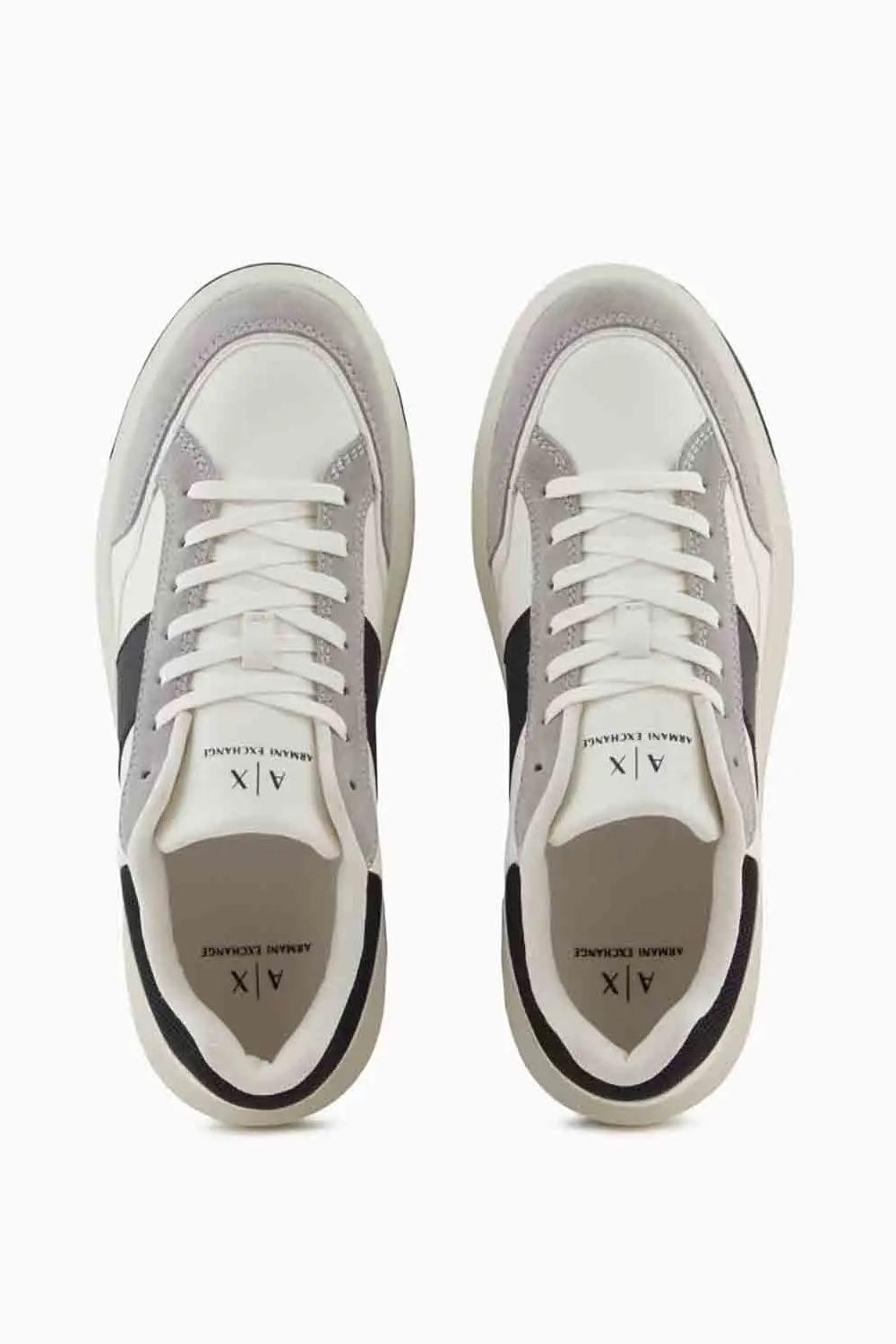 Sneakers con inserti a contrasto XM001720 AF17529M0017 Armani Exchange