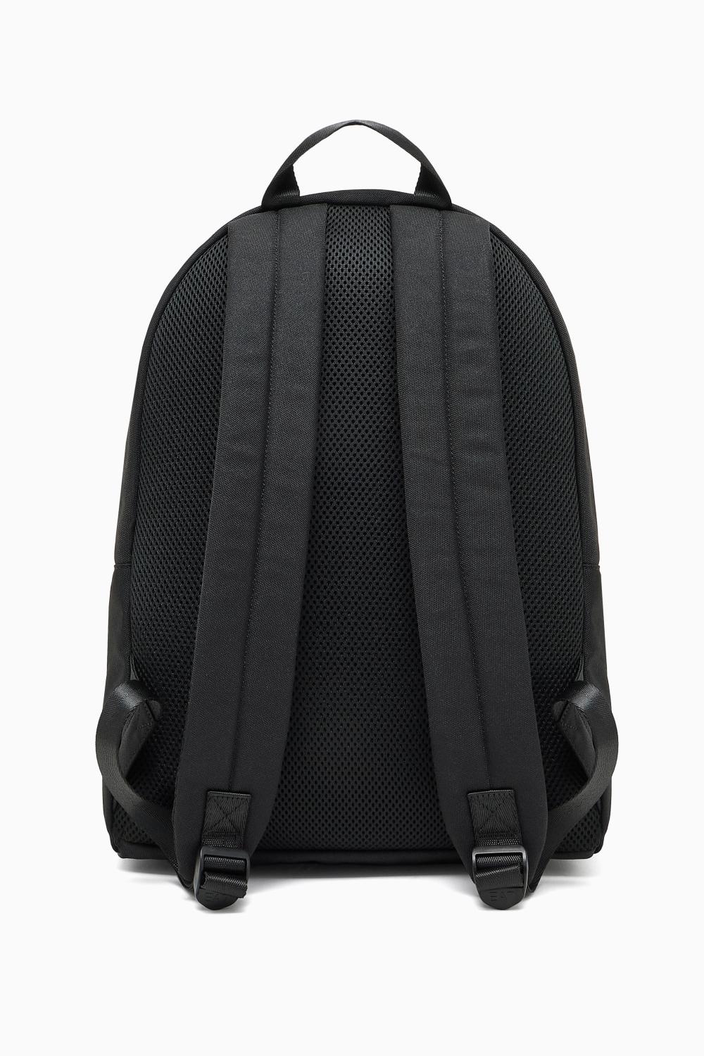 Zaino round Train Core con maxi logo EA7 7X000390 AF24845UC001 EA7 Emporio Armani