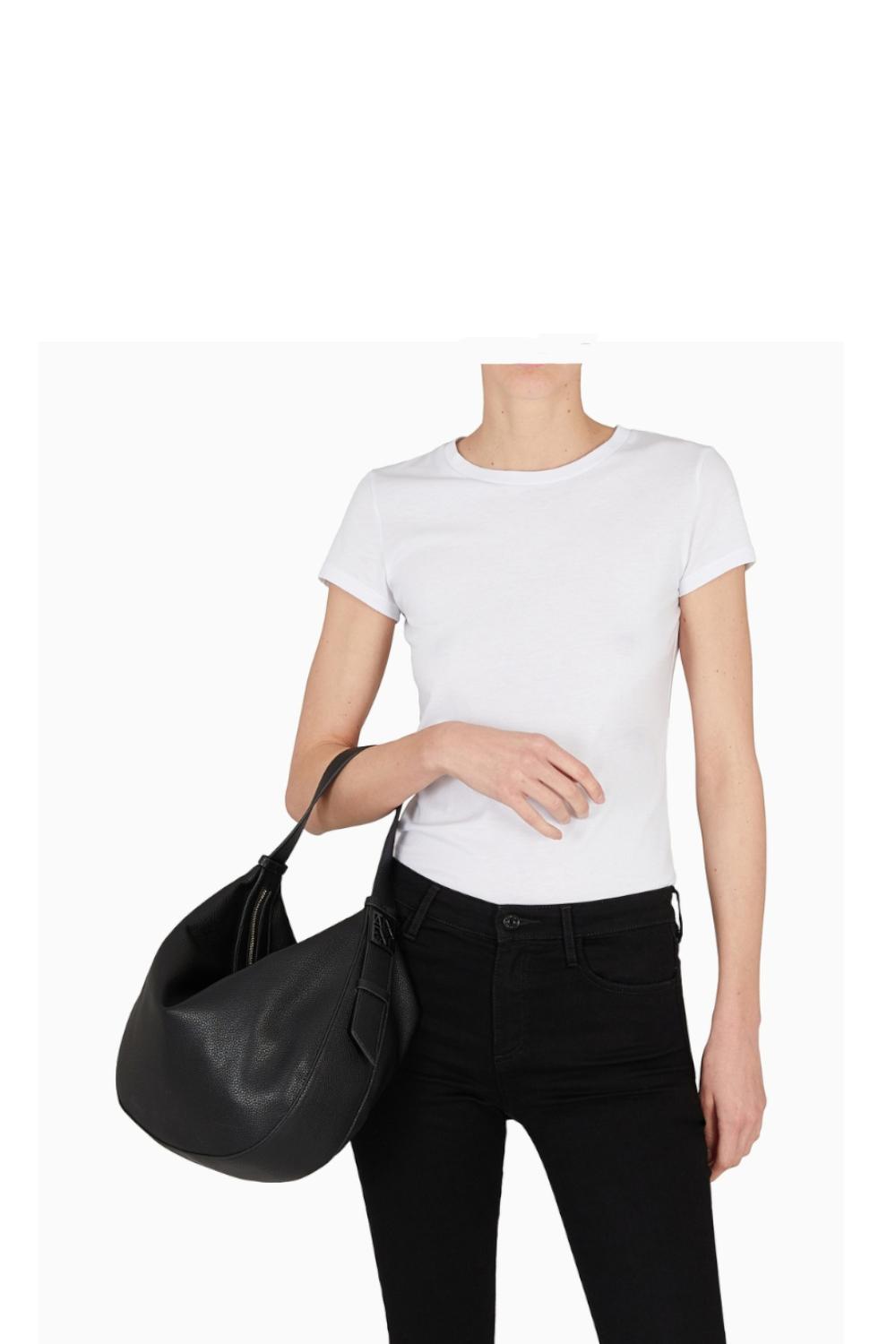 XW000916 AF11902UC001 Armani Exchange