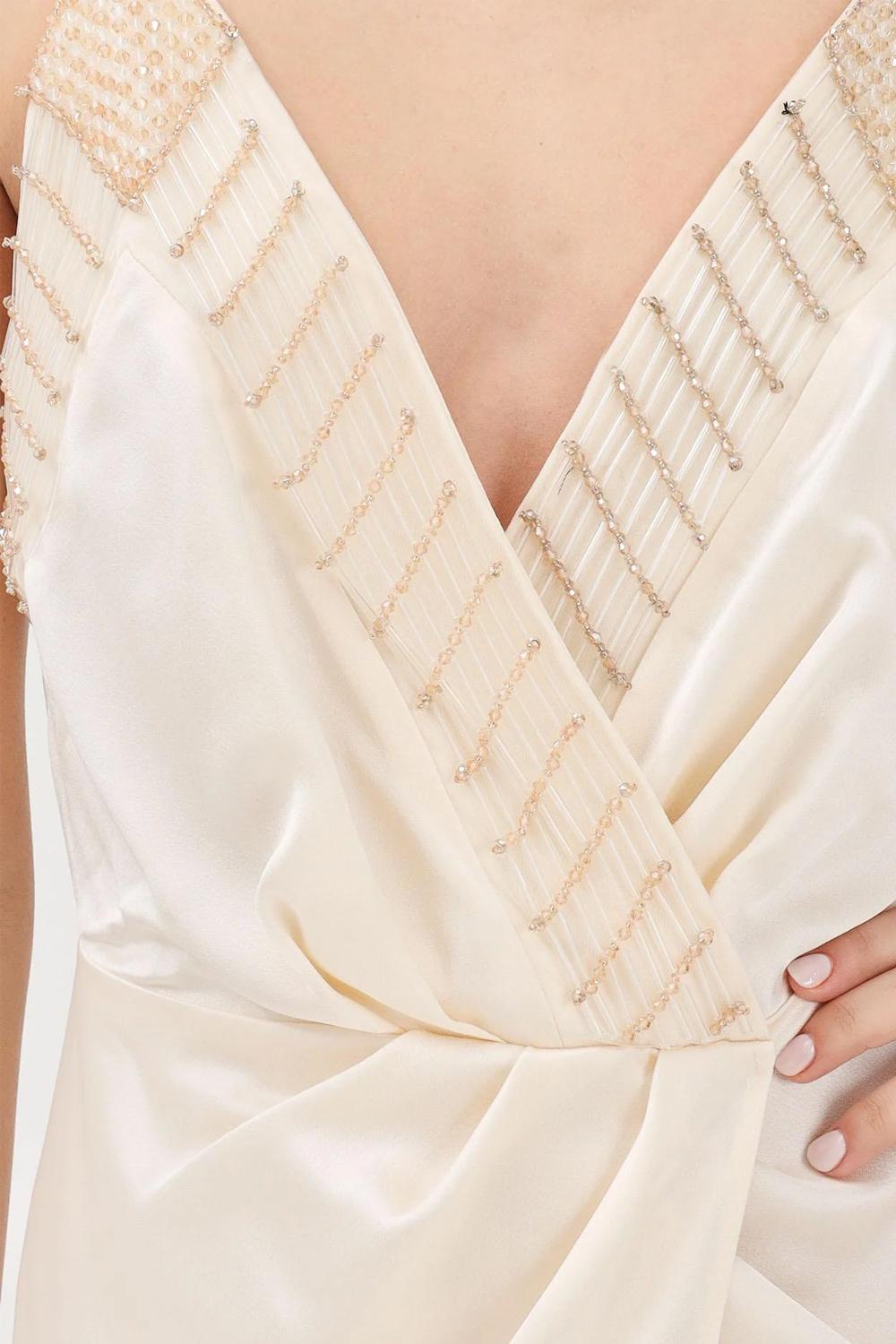 Abito lungo burro con scollo incrociato e ricami di perline ABR48 62E2193 Elisabetta Franchi