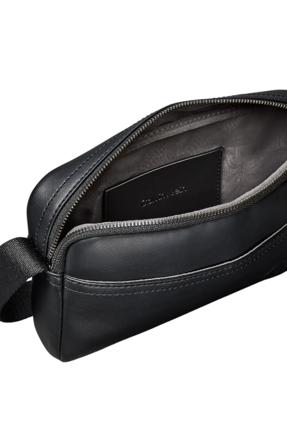 BOLD CK CAMERA BAG LV04D3247G UB1 Calvin Klein