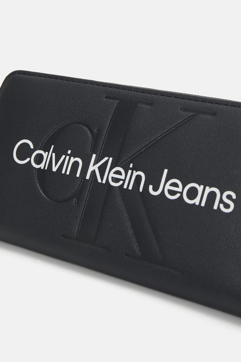 Portafoglio grande con logo Calvin Klein K60K607634 0GX Calvin Klein 