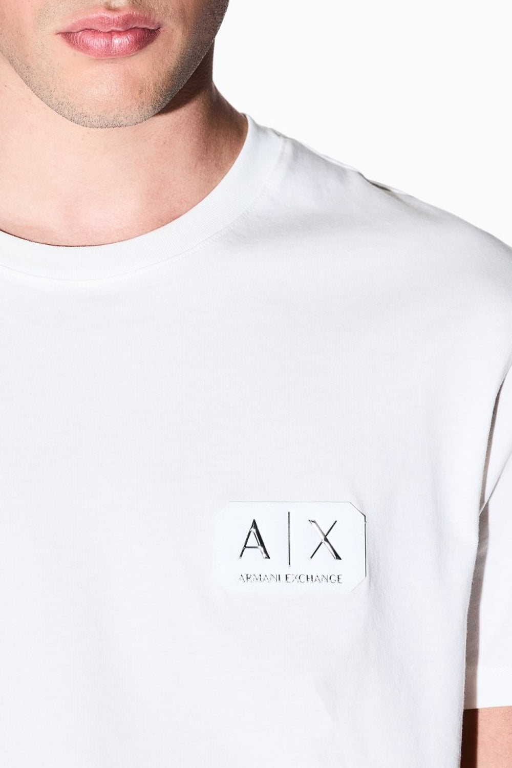T-Shirt Regular Fit con patch logo XM002178 AF12308U0009 Armani Exchange 