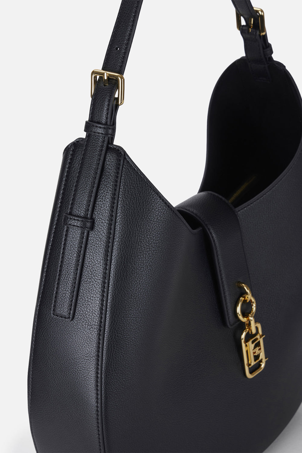 Borsa hobo rotonda con charm e finiture in metallo dorato BS06A 62E2110 Elisabetta Franchi 