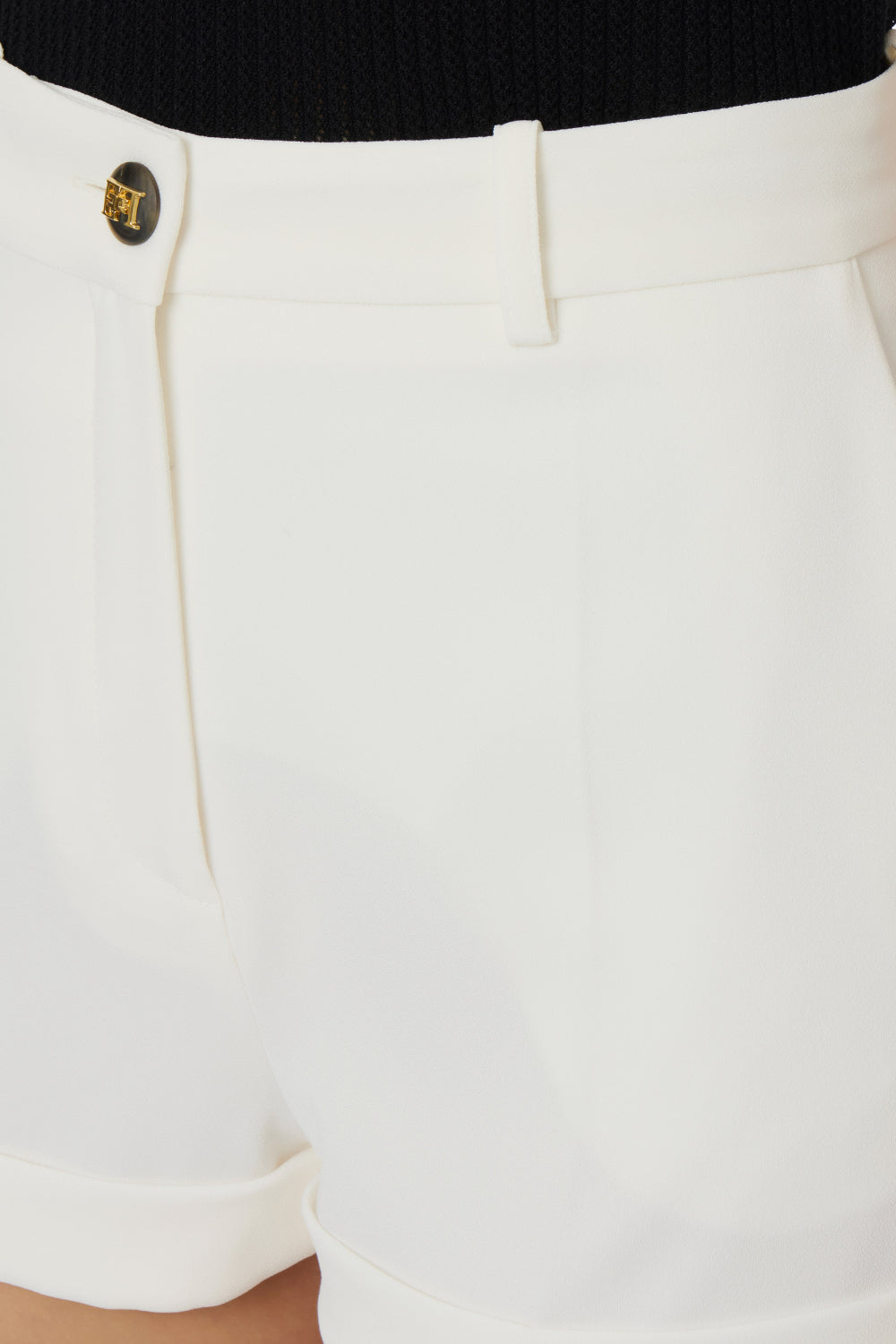 Shorts Elisabetta Franchi in Crêpe Leggero con Risvolto e Logo SH009 61E2360 Elisabetta Franchi 