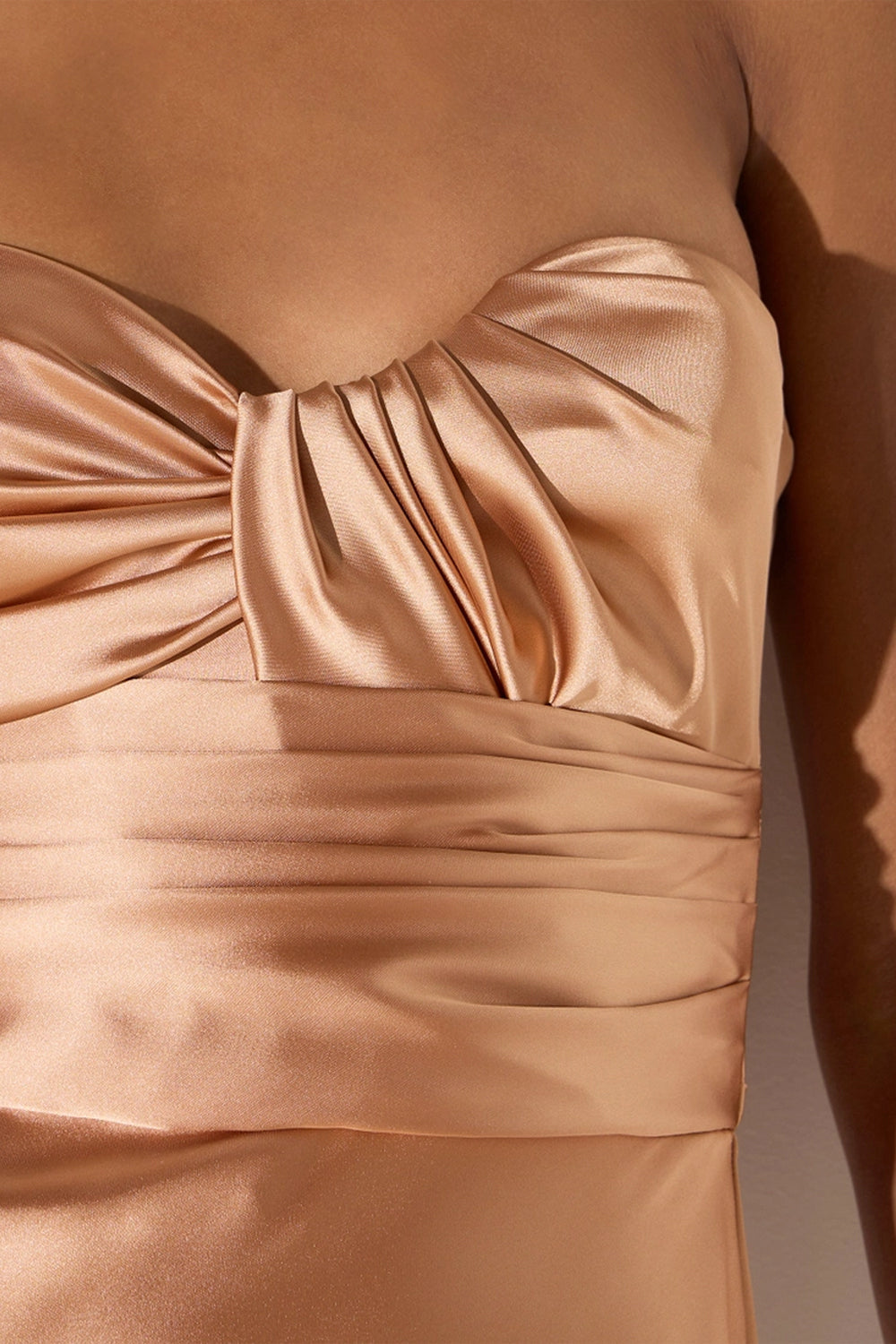 Abito Red Carpet in raso ABR12 67E2EV8 Elisabetta Franchi 