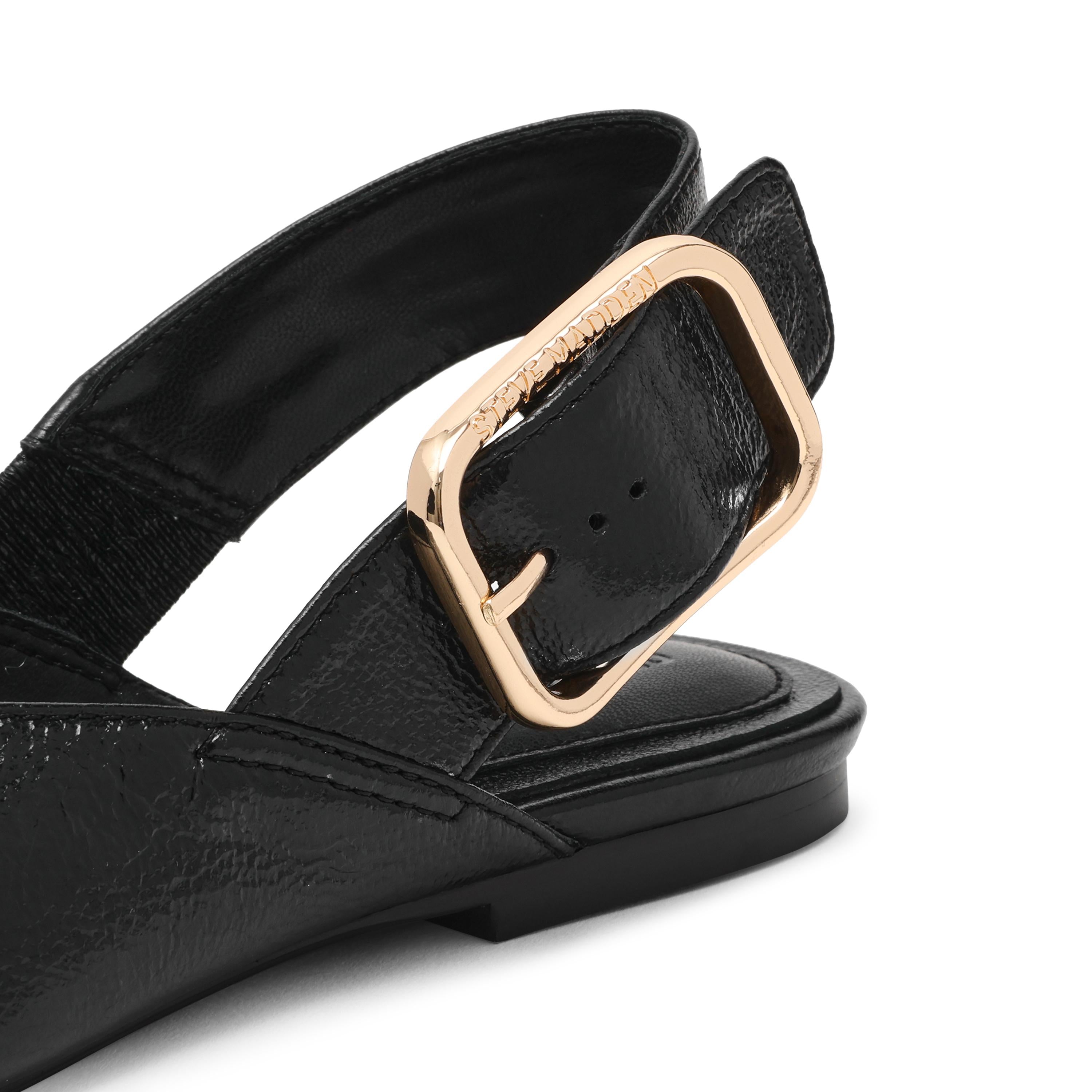 Sandalo Flat con Fibbia SIANNA /BLACK Steve Madden 
