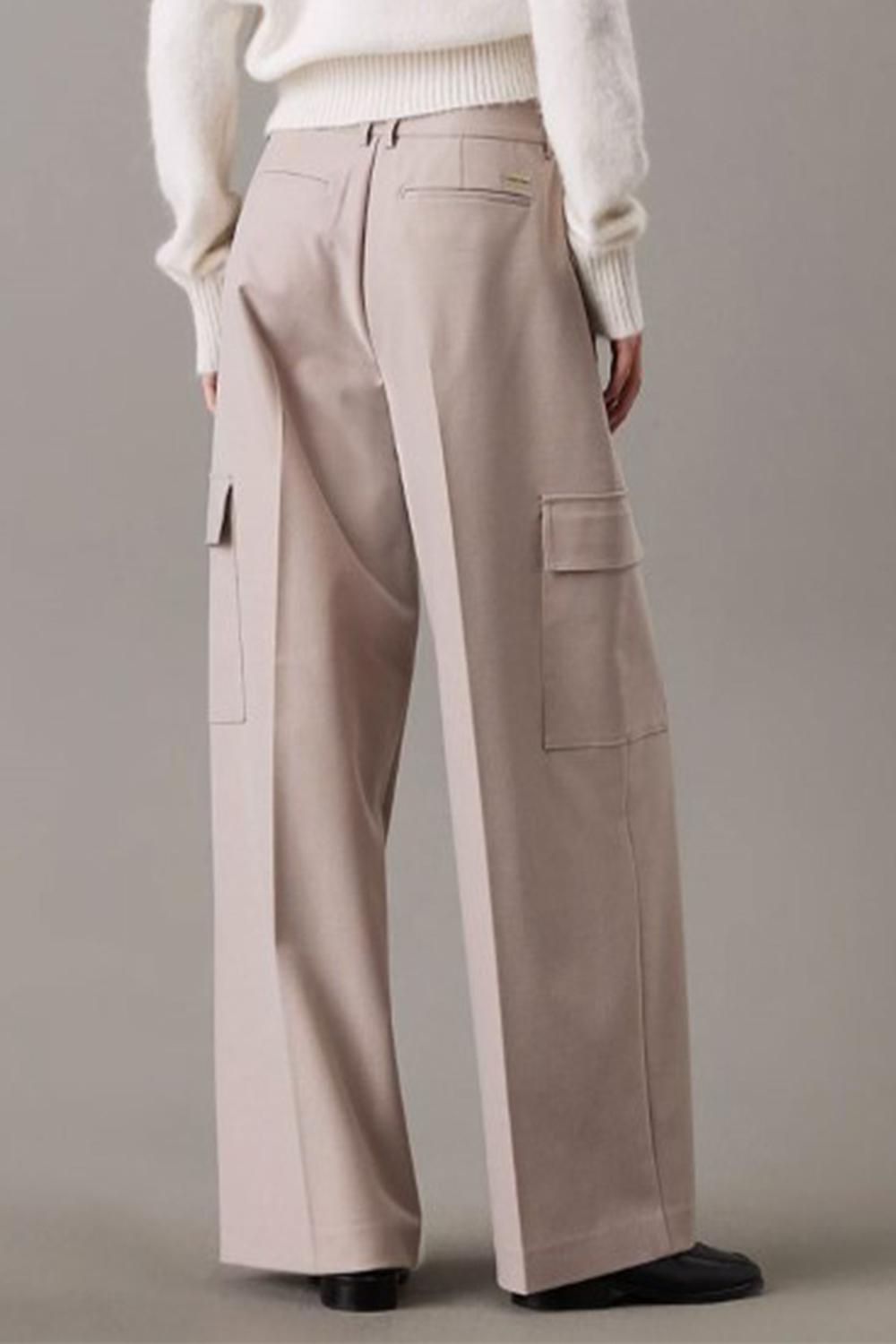 Pantaloni cargo sartoriali taglio relaxed<BR/> J20J224848 HH9 Calvin Klein 