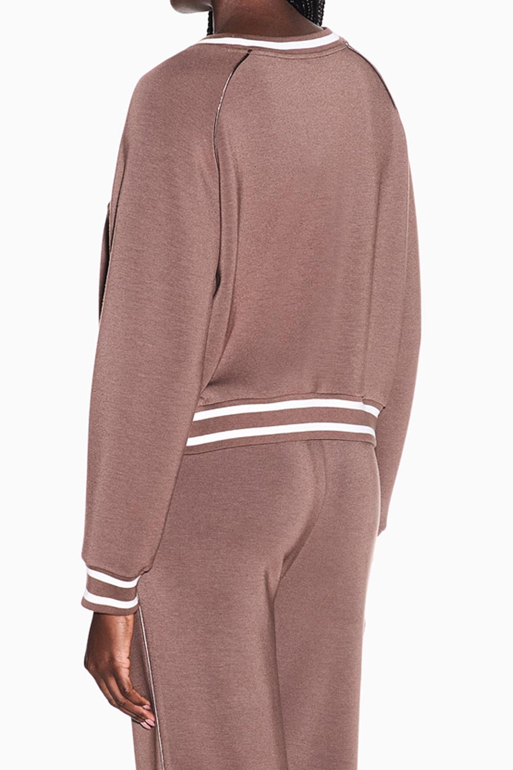 Felpa girocollo in stile college con logo e profili XW002072 AF10804U6136 Armani Exchange 