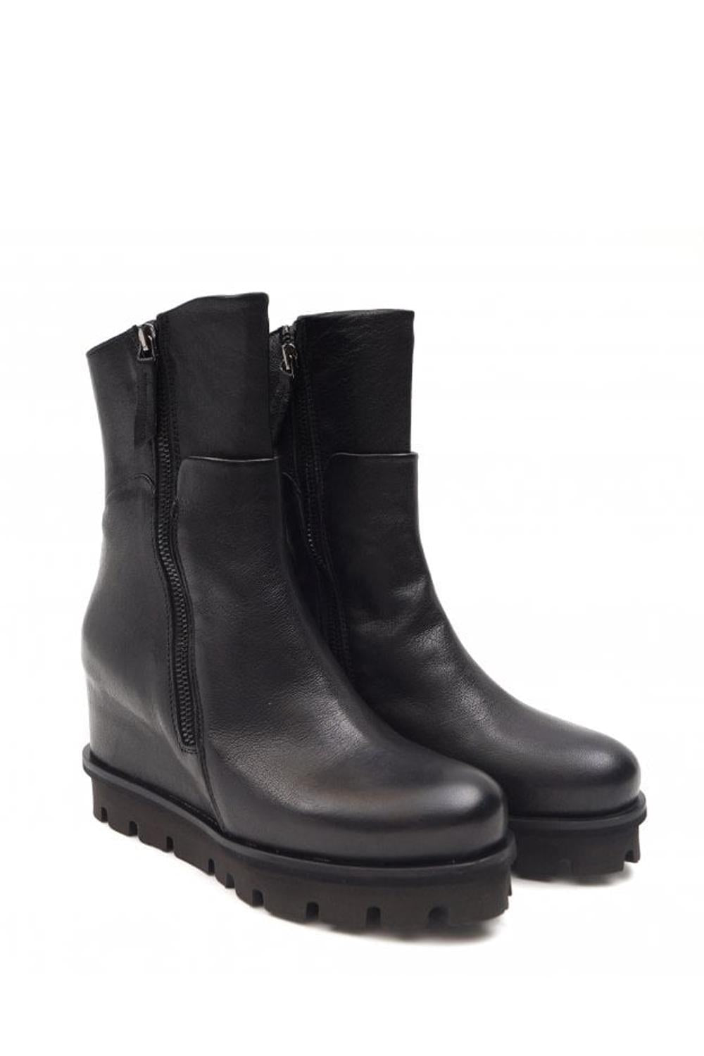 Tronchetto Freya in Pelle Nabuk con Doppia Zip e Tacco Interno FREYA DENVER BLACK Patrizia Bonfanti 