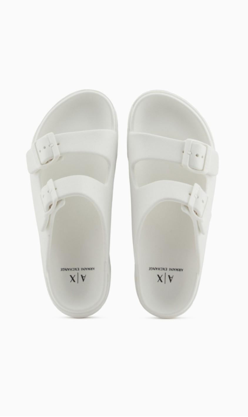 Ciabatte con due fasce e fibbie Armani Exchange<BR/> XDP043 XV82100894 Armani Exchange 