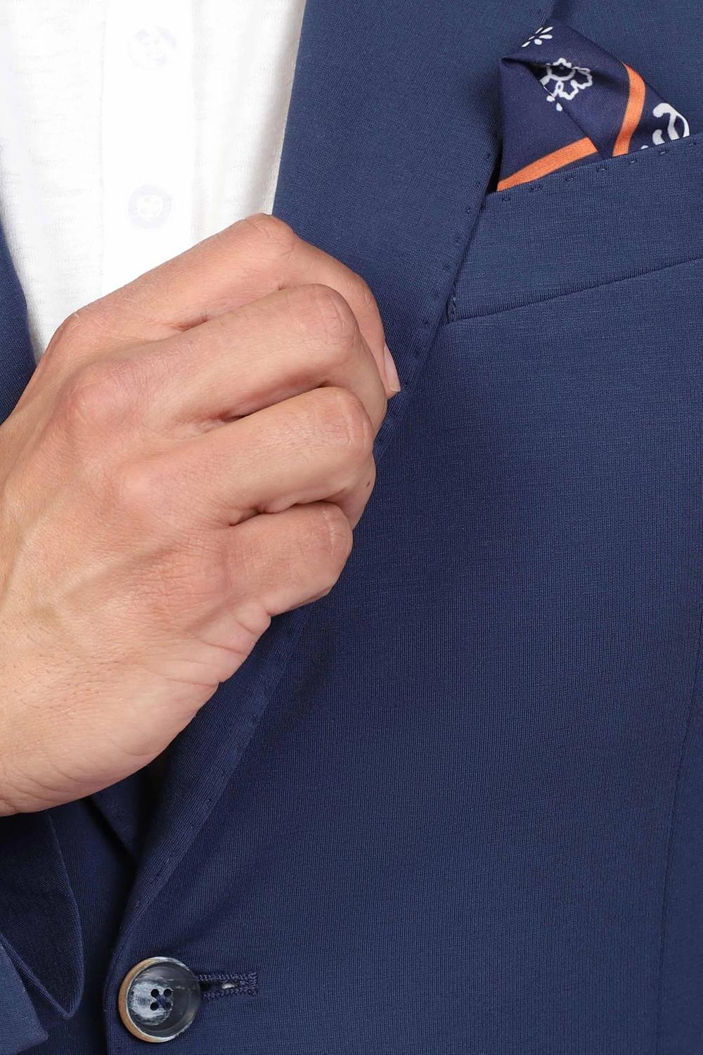  SUIT409 CHINA Bob 