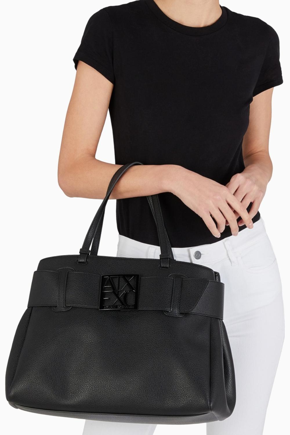  XW000284 AF11902UC001 Armani Exchange 