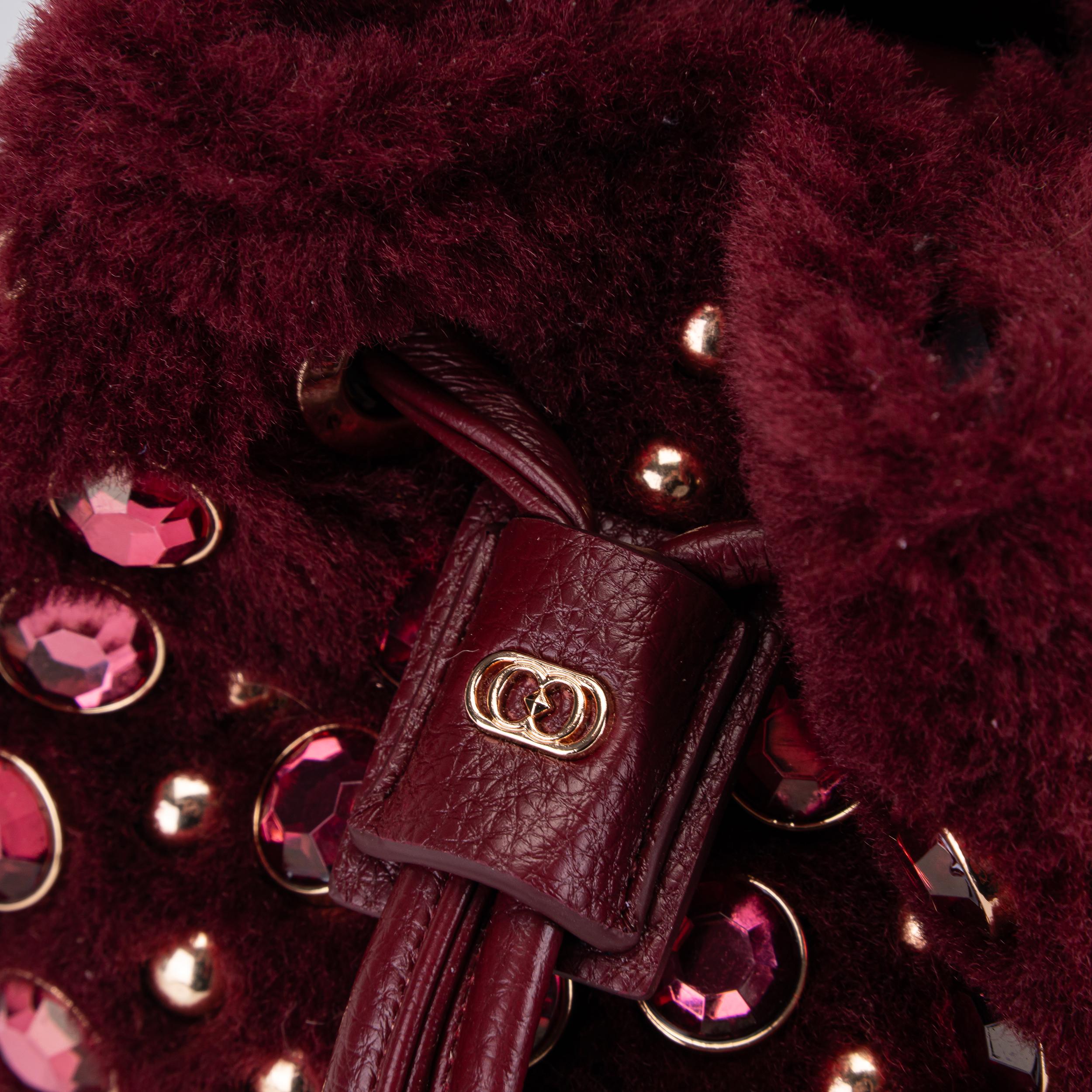  152M-ES-180-TBS -BURGUNDY La Carrie 