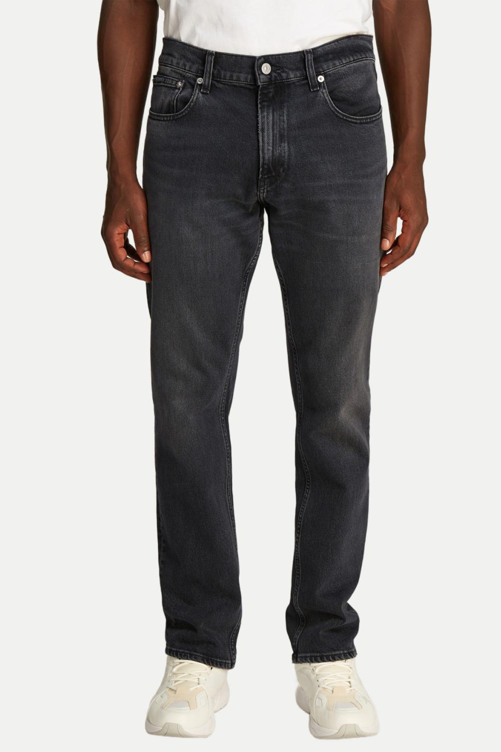 Dark Straight Jeans J30J326834 1BY Calvin Klein 