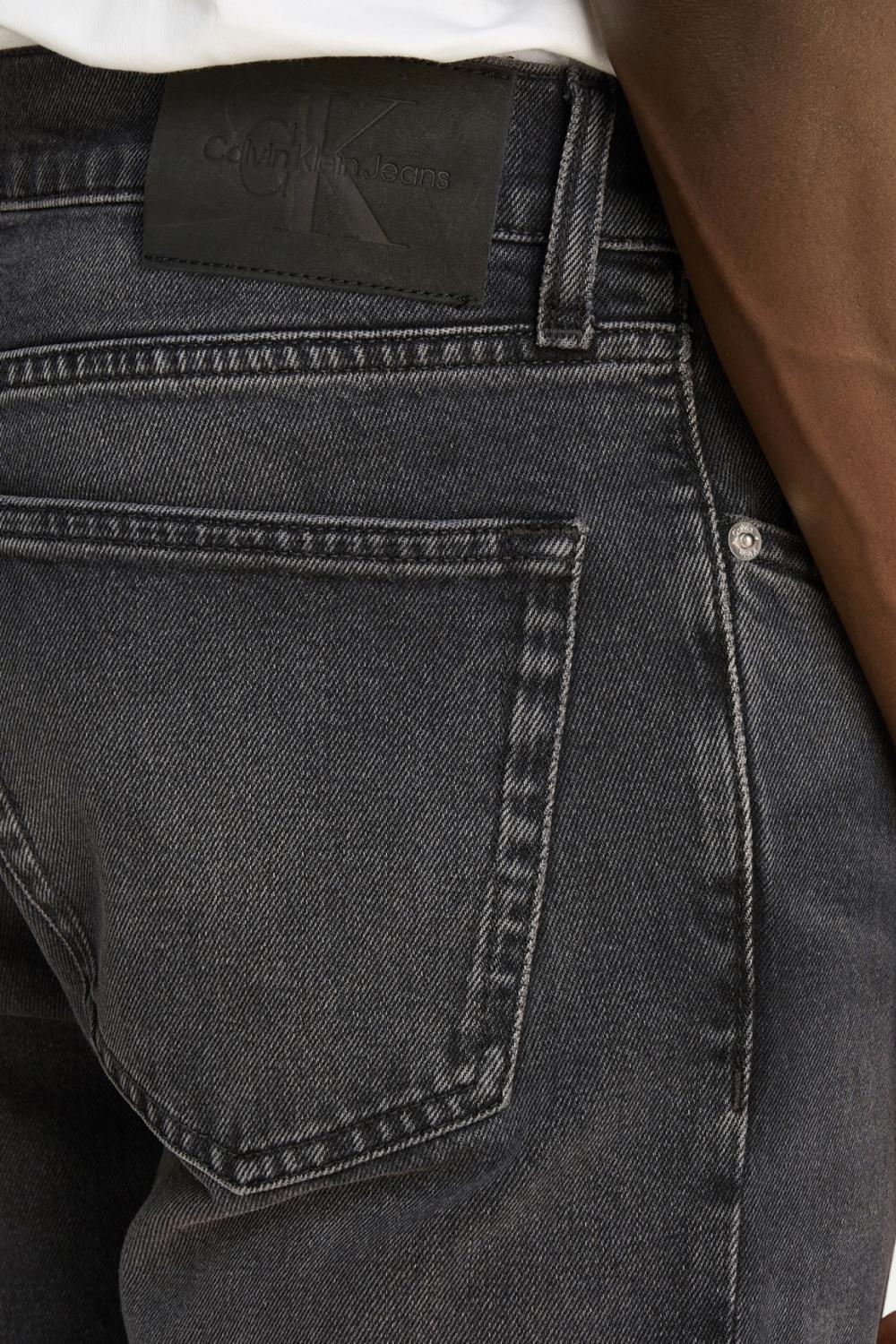 Dark Straight Jeans J30J326834 1BY Calvin Klein 